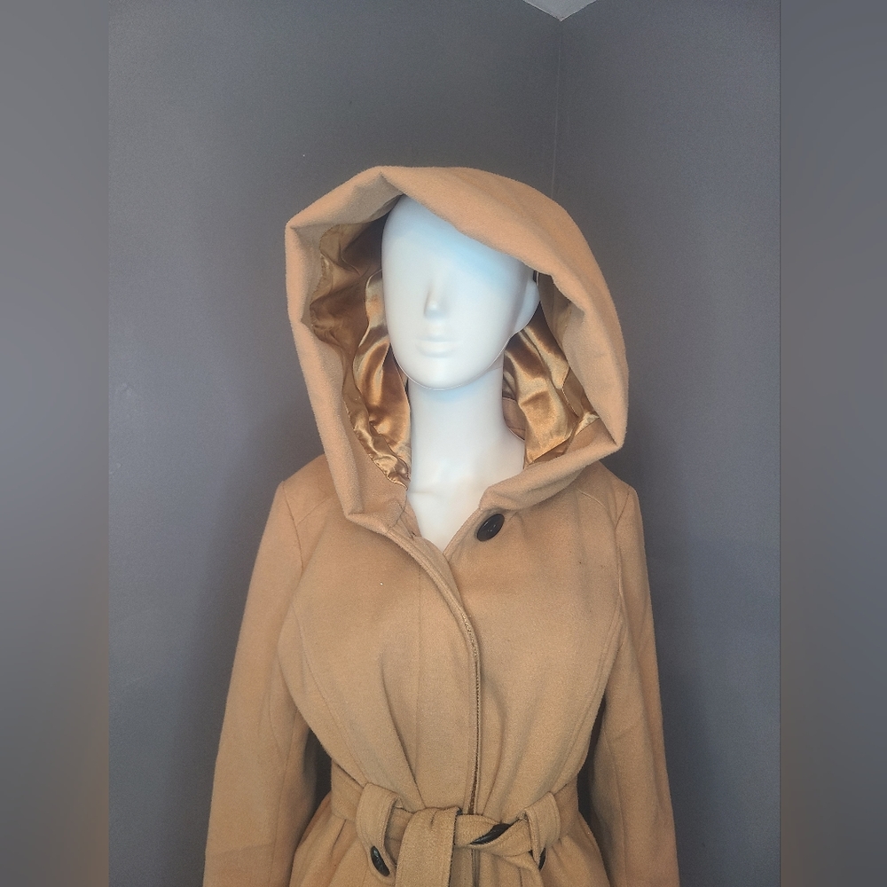 Jacket - Picture 1 of 5